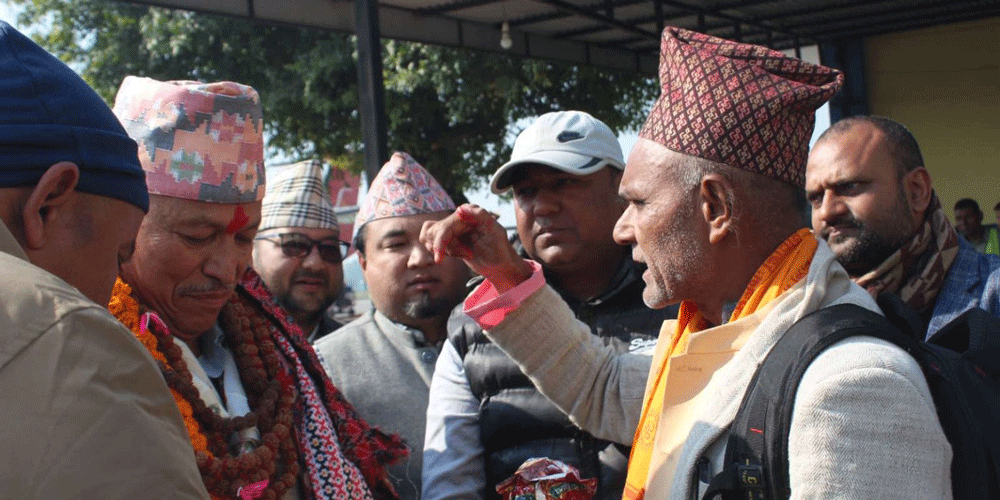 भीम रावललाई समर्थन गर्ने भन्दै एमाले छोड्नेको लर्को (नामावली)